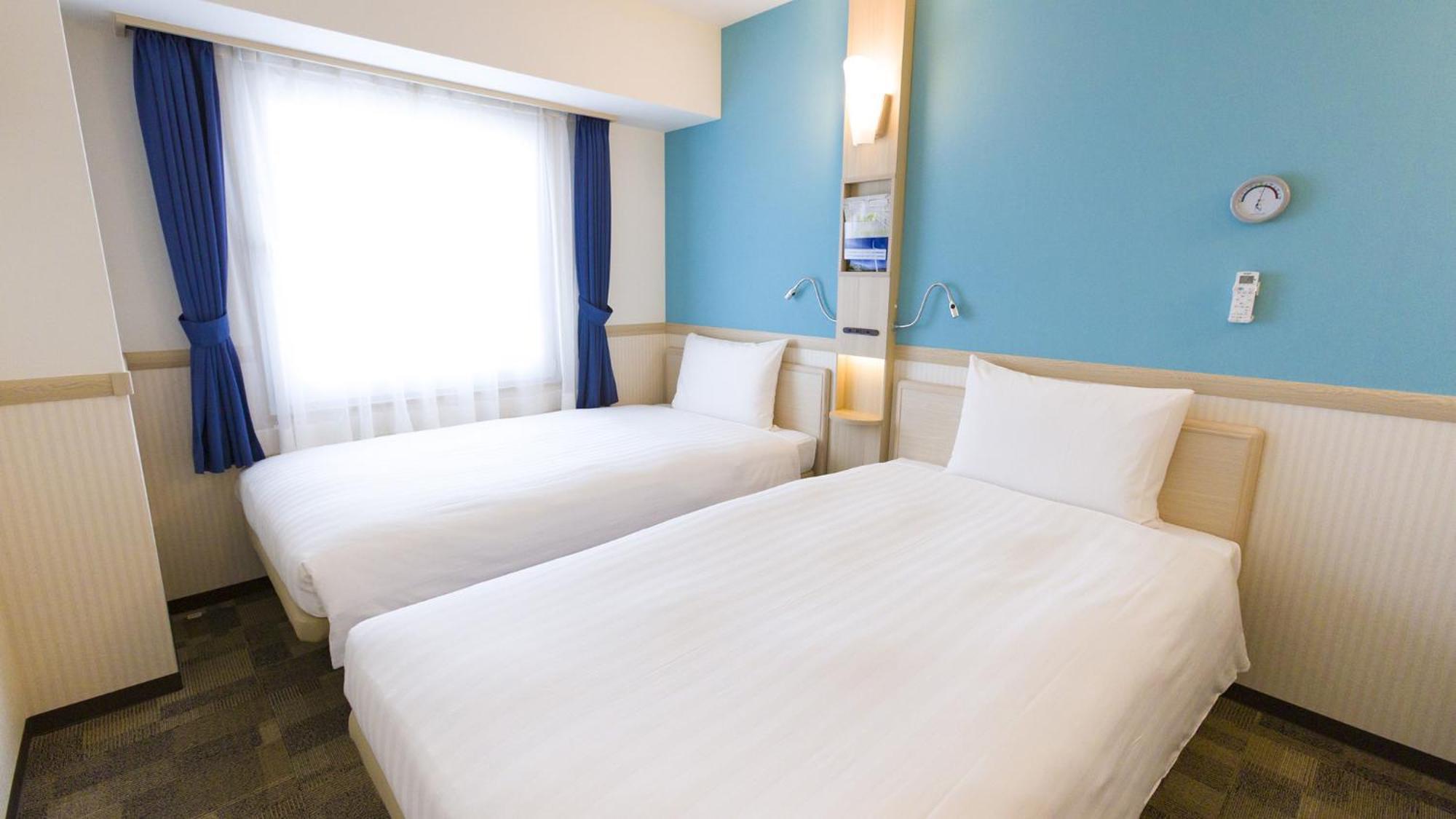 Toyoko Inn Shizuoka Shimizu Ekimae Zimmer foto